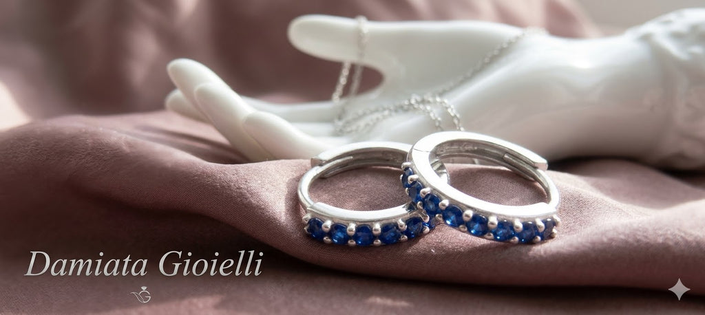 Orecchini a cerchio donna Damiata Gioielli in oro bianco con zirconi 121/102
