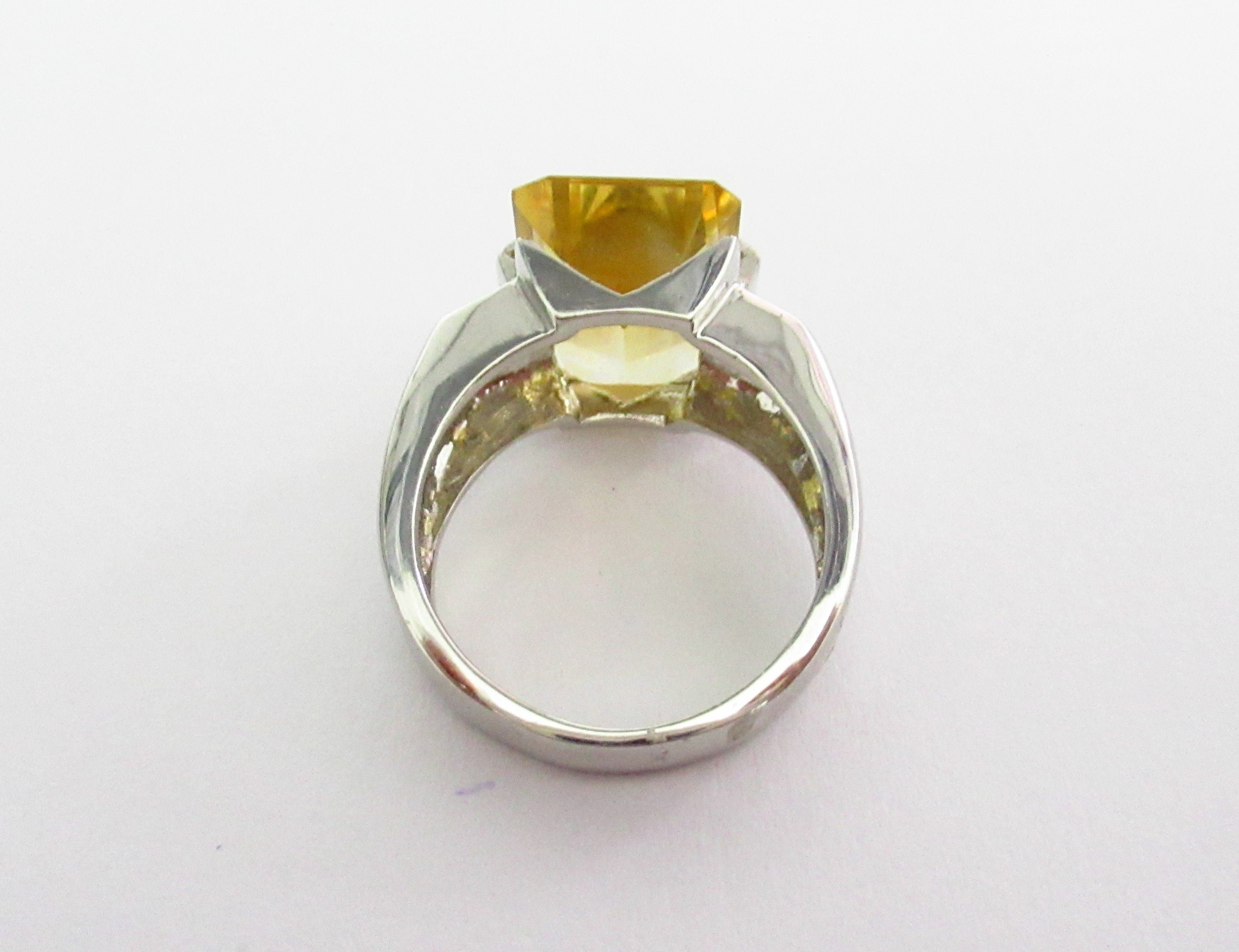 Anello donna Damiata Gioielli in oro bianco e quarzo 2120/102/1