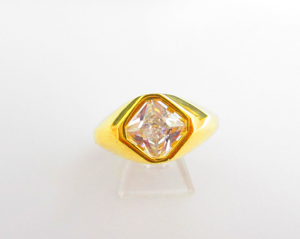 Anello uomo Damiata Gioielli in oro giallo e zircone 2136/102/1