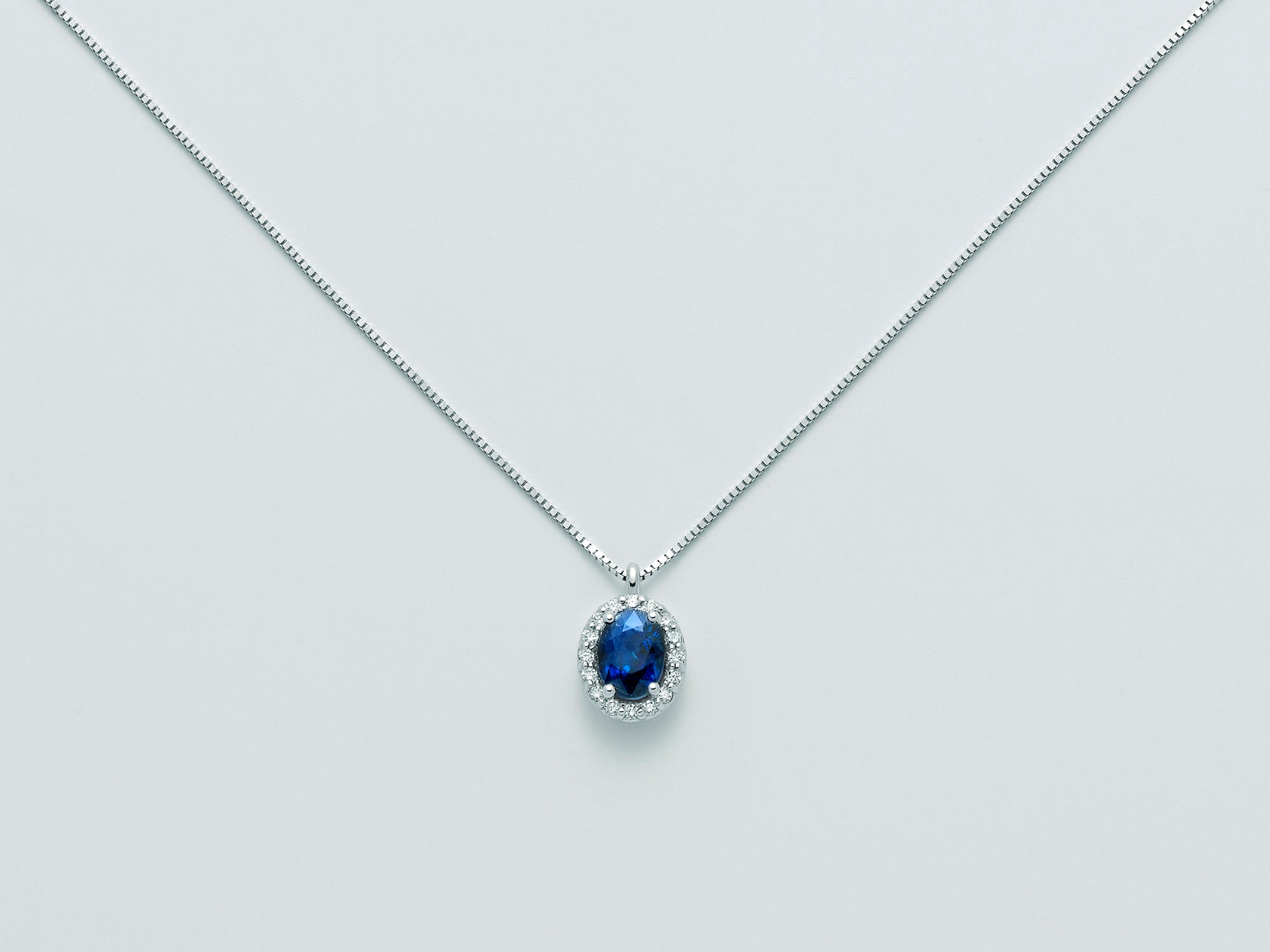 Collana donna Miluna in oro bianco, diamanti e zaffiro blu CLD4088