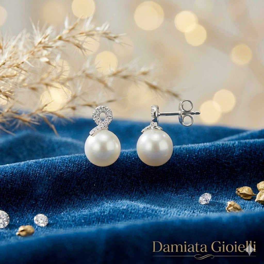 Orecchini donna Nimei in oro bianco, diamanti e perle AKOYA PER1886A