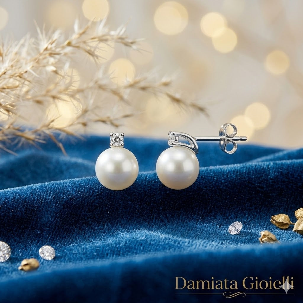 Orecchini donna Nimei in oro bianco con diamanti e perle AKOYA PKG885B-010